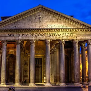 Pantheon Luxury Appartement